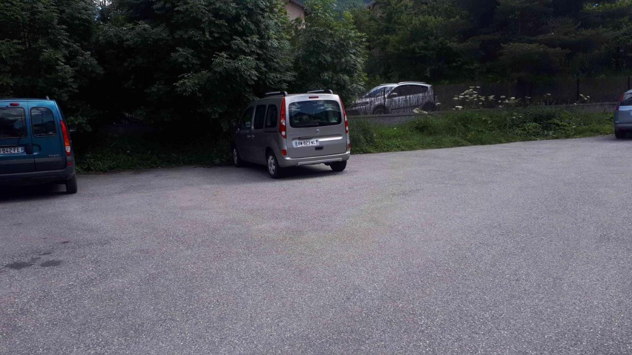 Briancon, Appartement Avec Jardin Et Terrasse. Exteriör bild